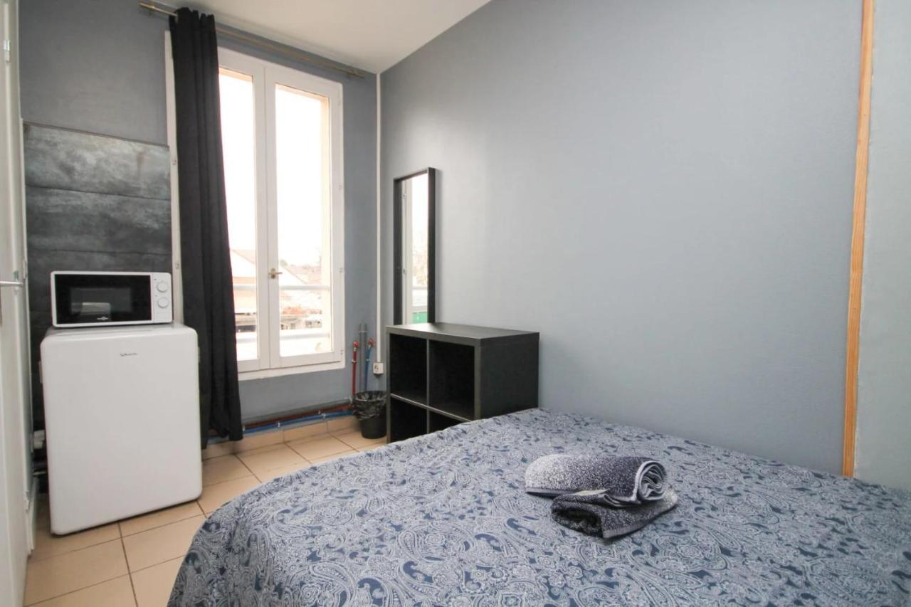 02 - Chambre Avec Lit Double Et Sdb Prive Wifi Saint-Denis  Extérieur photo