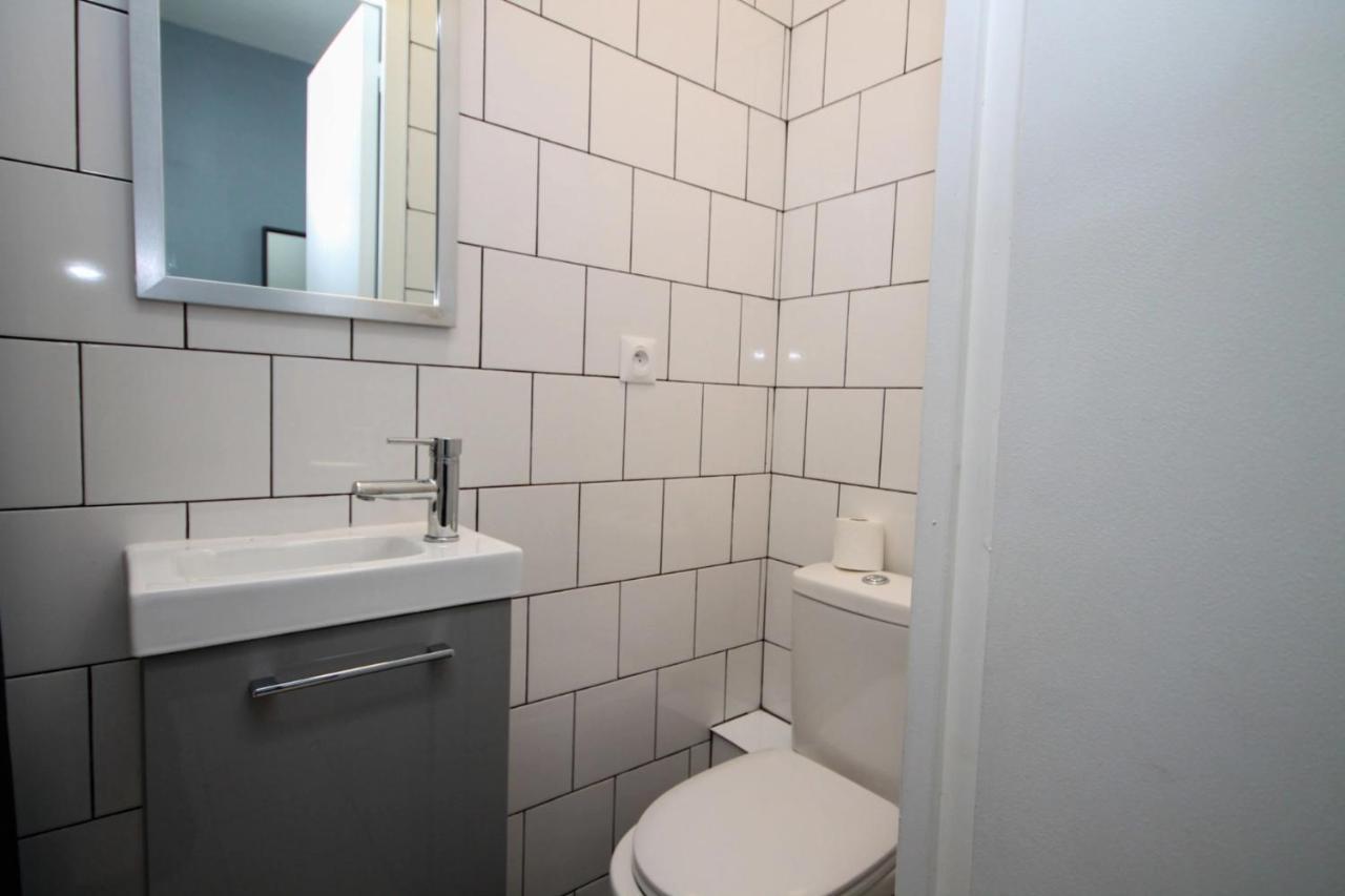 02 - Chambre Avec Lit Double Et Sdb Prive Wifi Saint-Denis  Extérieur photo